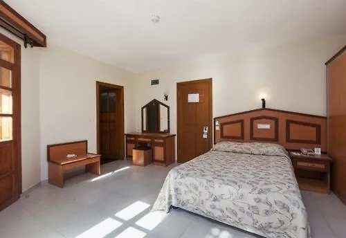 Katranci Park מלון 3*