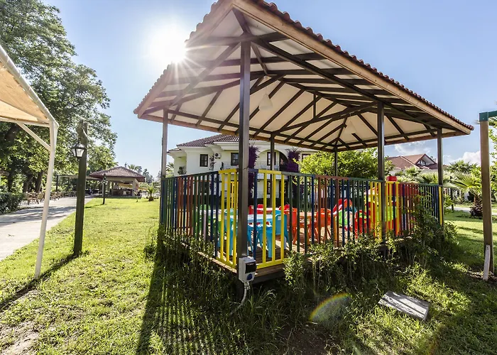 מלון Katranci Park